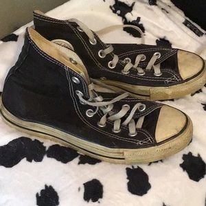Size6  hightop converse